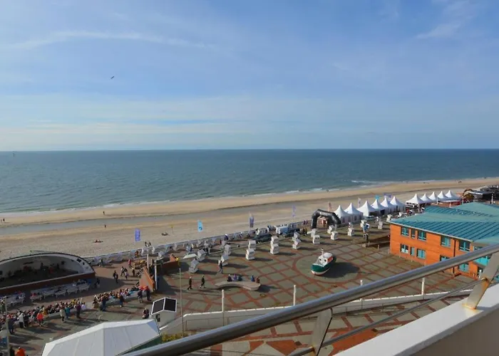 1-102, Seeseite, Haus Metropol, 5etage Appartement *